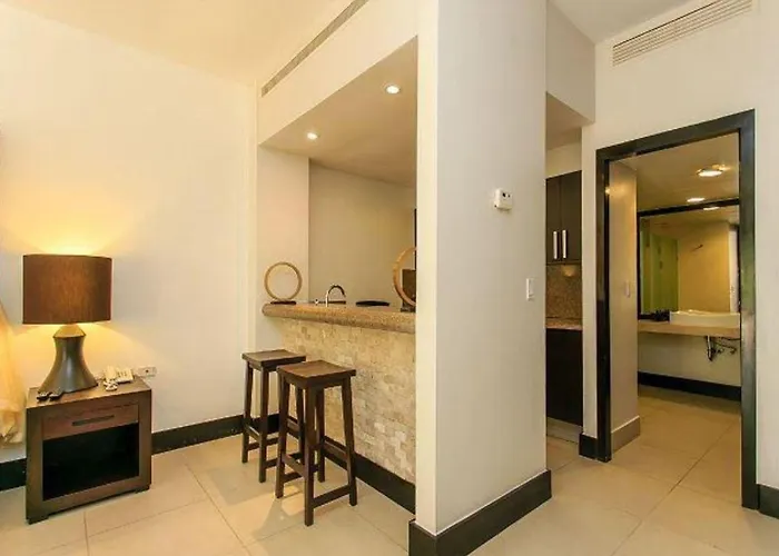 Aldea Thai By Zama Homes Apartment *